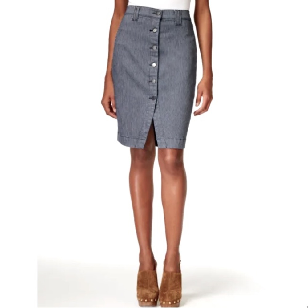 Buffalo David Bitton Pencil Skirt Size 10 / 31 Buttons Blue Stripe Denim Cotton